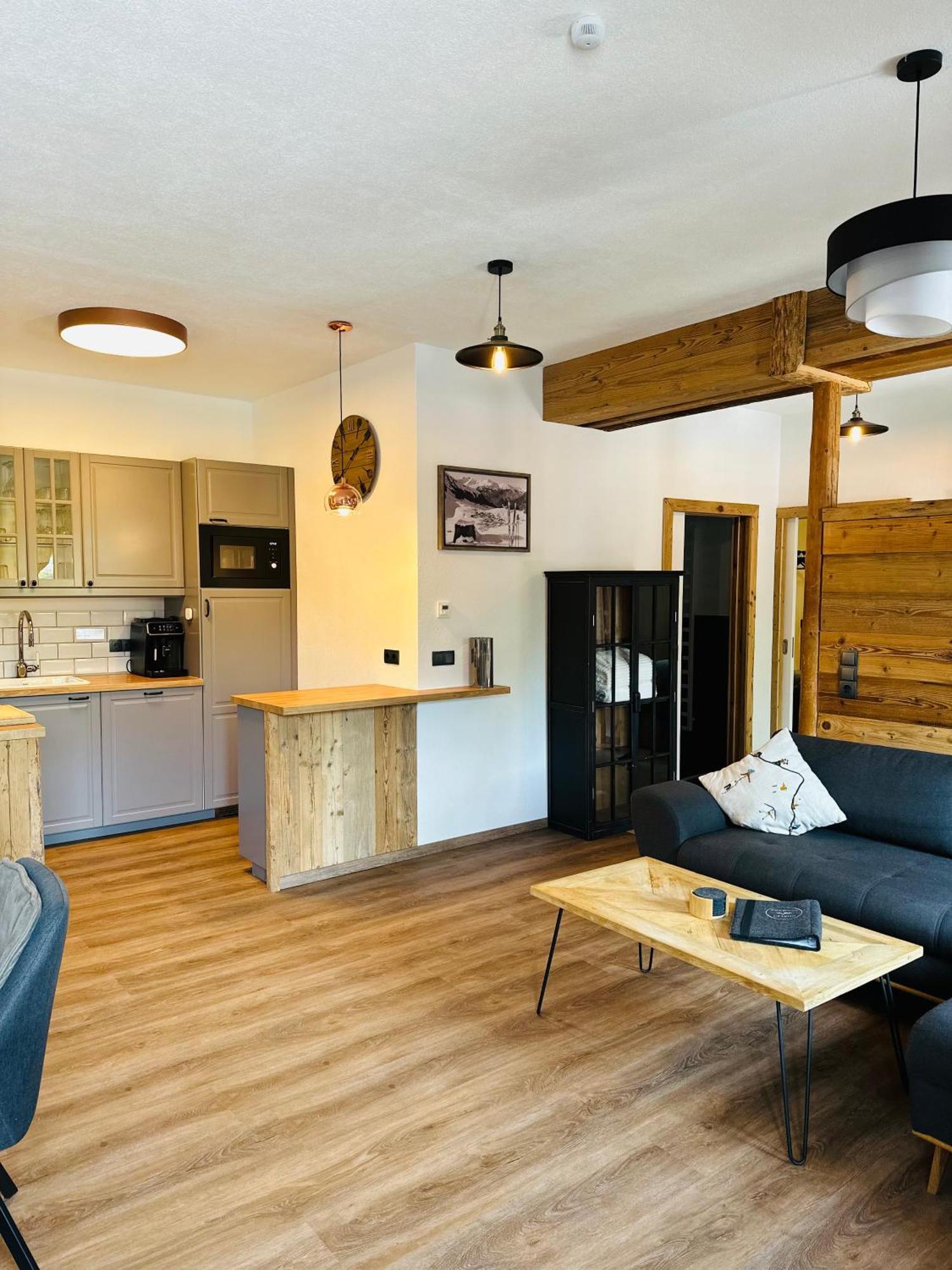 Chalet Schwarz แบร์วัง ภายนอก รูปภาพ